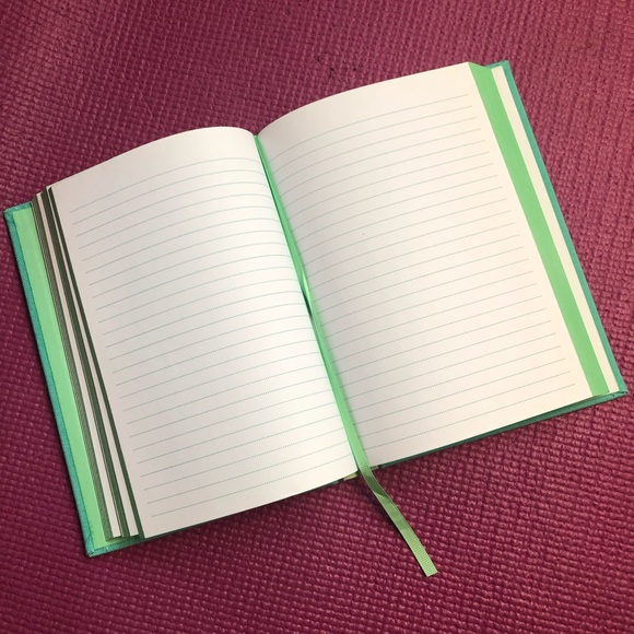 ๐ท Hard Cover Journal with Initial J ๐ท - Picture 2 of 10